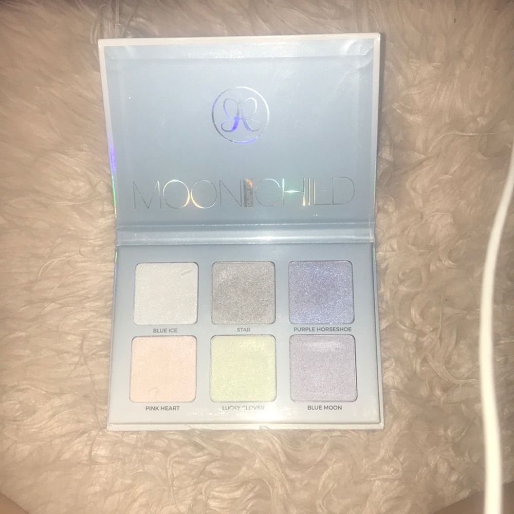 Anastasia moon child glow kit